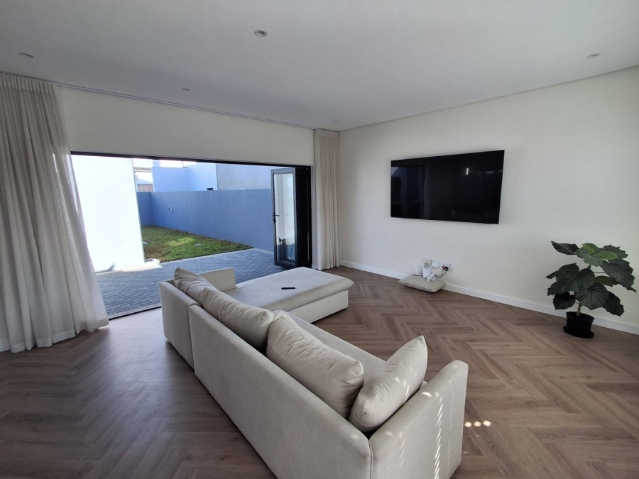 3 Bedroom Property for Sale in Sandown Western Cape